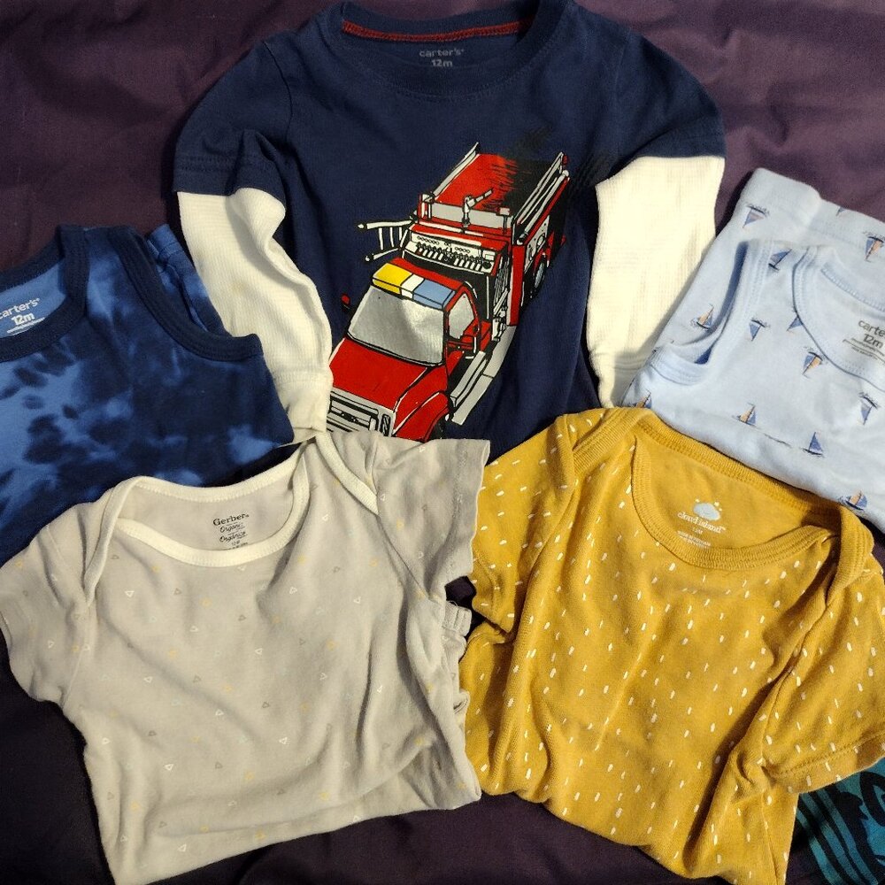 Fun 5 lot - 12mo shirts